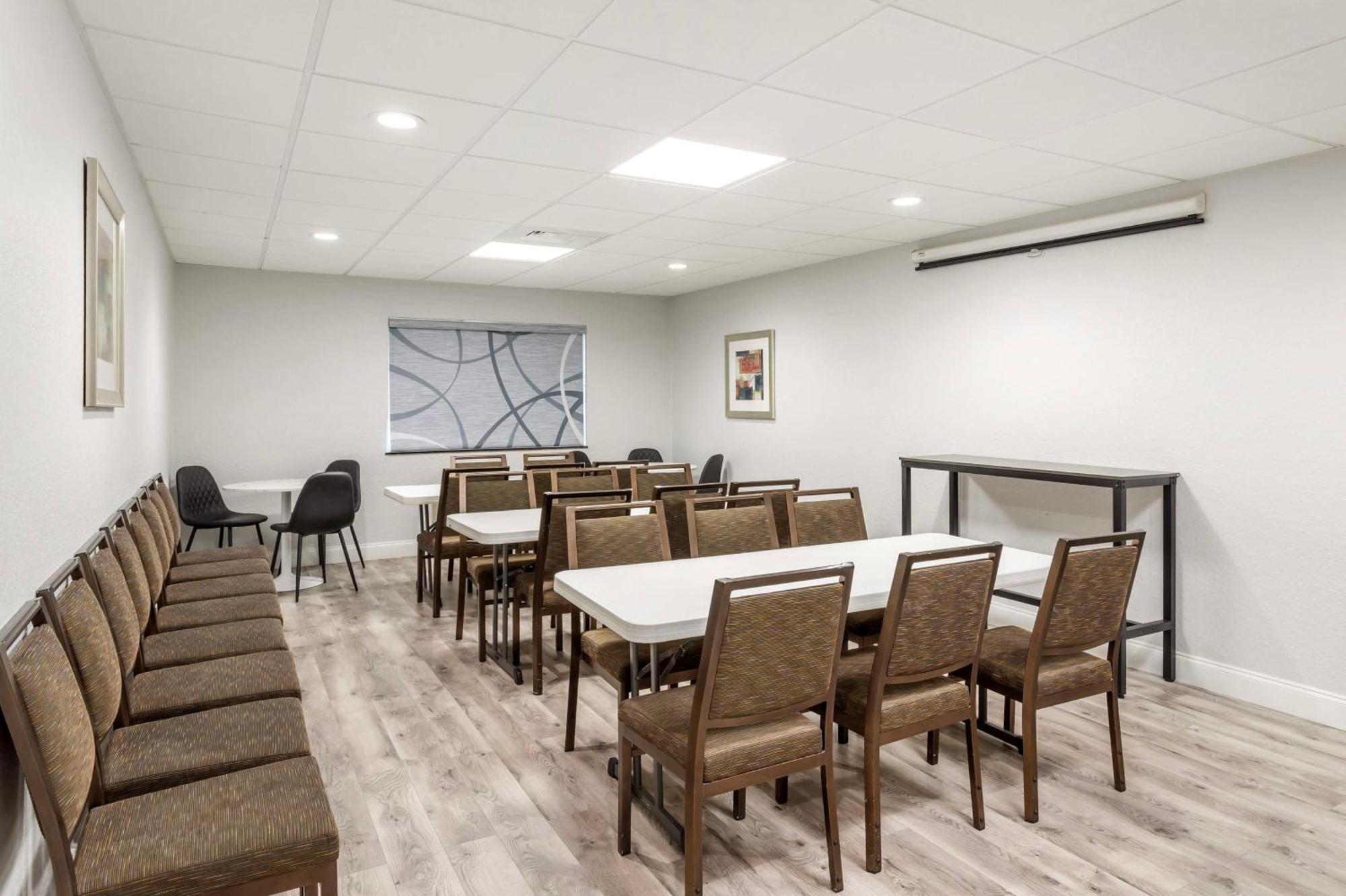 Surestay Plus By Best Western Texas City I-45 Exteriér fotografie